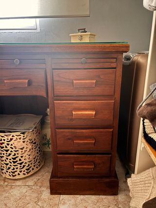 Escritorio lacado a estilo roble