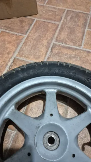 Rueda Trasera Yamaha Jog RR 130/70-12