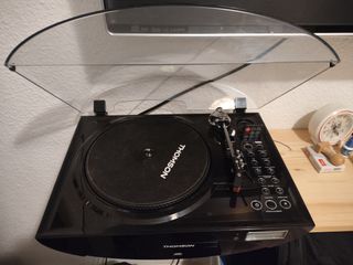 Tocadiscos Thomson Negro