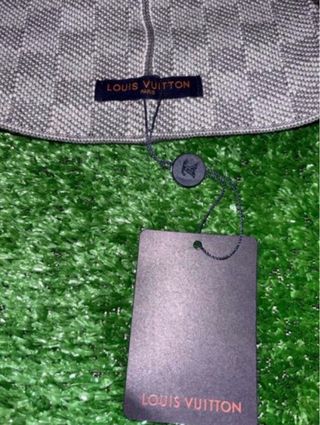 Gorro Louis Vuitton Damier Gris