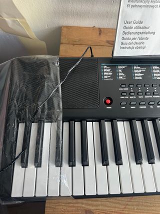 Teclado RockJam 61 teclas con soporte