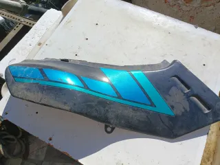 Plástico lateral traseiro XT 660 Ténéré