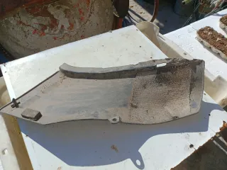 Plástico lateral traseiro XT 660 Ténéré