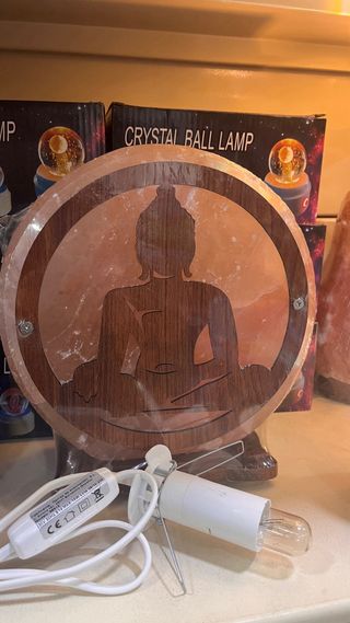Lámpara Sal Himalaya 4-5kg Buda Madera