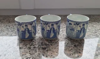 Set 3 Tazzine e Piattini Stile Giapponese