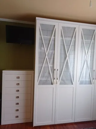 Se alquila habitación en burceña a 5minutos del ho