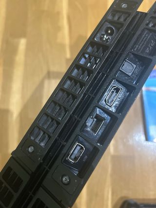 PS4 (PlayStation 4) + 2 Mandos + FIFA 19