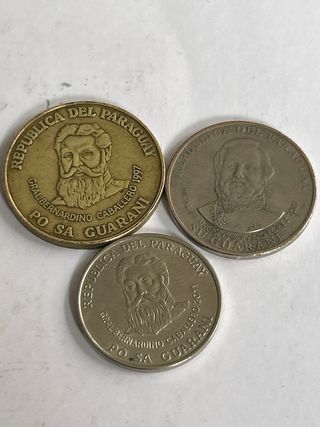 Monedas Paraguay 500 y 1000 Guaraníes