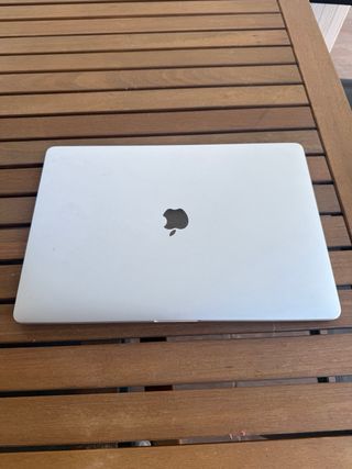 MacBook Pro 15” Retina i7 16GB RAM