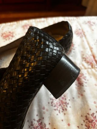 Zapatos de salón negros piel