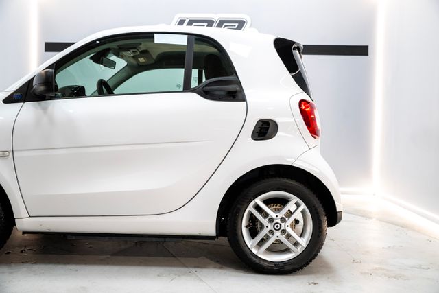 SMART fortwo 60kW81CV EQ coupe