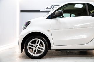 SMART fortwo 60kW81CV EQ coupe