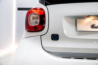 SMART fortwo 60kW81CV EQ coupe