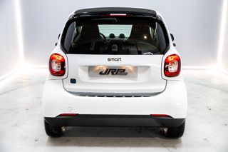 SMART fortwo 60kW81CV EQ coupe