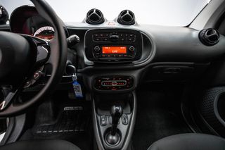 SMART fortwo 60kW81CV EQ coupe