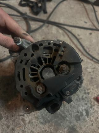 Alternador VW T4 2.5 TDI
