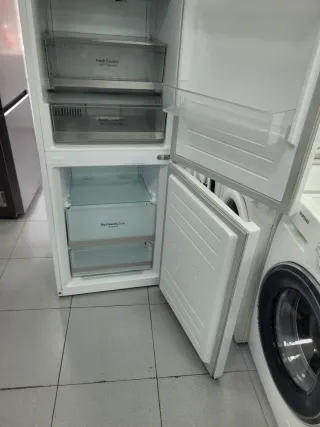 Nevera Marca 2.m garantía + entrega