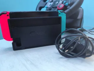 Nintendo Switch Azul y Rojo