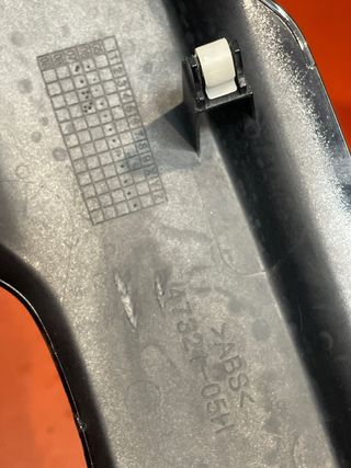 tapa trasera Suzuki Burgman 400 k7