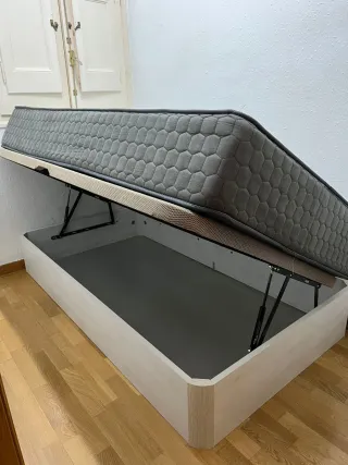 Canapé abatible con colchón