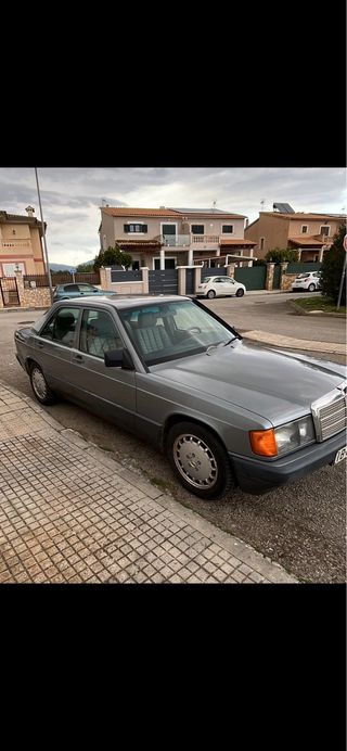 Mercedes-Benz 190 e 1989