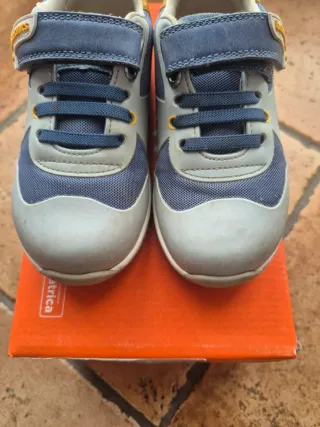 Scarpe bimbo Biomecanics 28