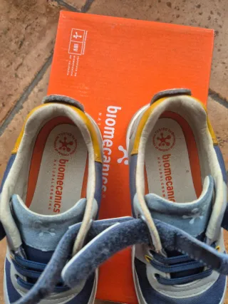 Scarpe bimbo Biomecanics 28