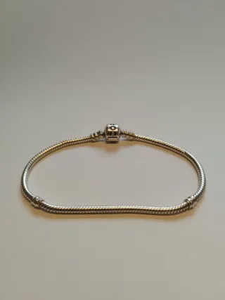 Pulsera Pandora + Stitch + 4 charms