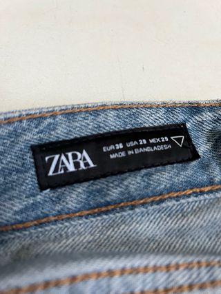 Pantalones vaqueros Zara azules