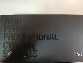 Sillín Fizik Luce R1 Carbon Mujer