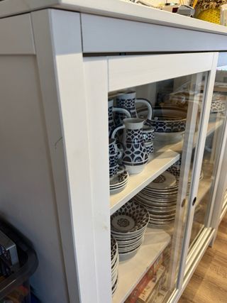 Mueble Vitrina Blanco con Puertas Correderas