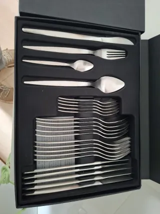 Cubertería Zara Home Acero Inoxidable 24 Piezas