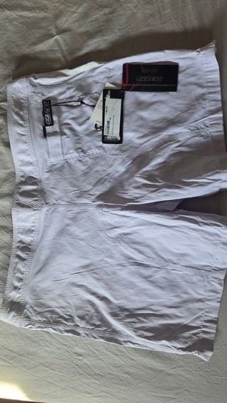 Bañador RRD talla 56.