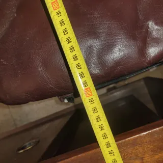 Sofá de piel vintage marrón