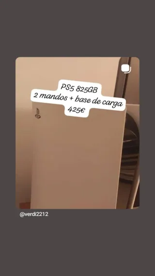 PS5 825GB + 2 mandos + base carga