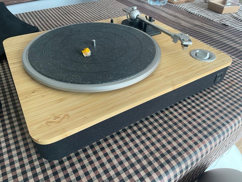 Tocadiscos Marley Stir It Up (sin contrapeso)