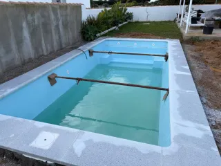 Piscina poliéster 6.70x3m