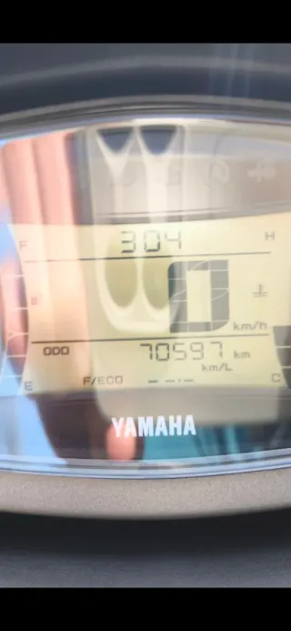 Yamaha NMAX 125 2022 Roja y Negra