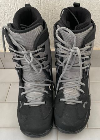 Scarponi Snowboard Taglia 42 + Sacca