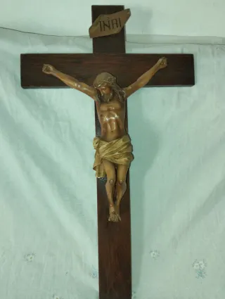Crucifijo madera antiguo INRI