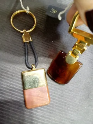 2 Portachiavi Valentino Logo V