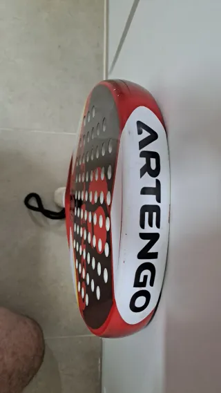 Pala de pádel y bolsa Warlon