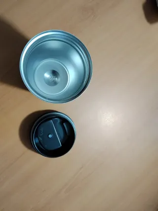 Termo de café metálico negro