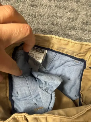 ¡¡OFERTA! Talla M Pantalones Tommy Hilfiger Marrón