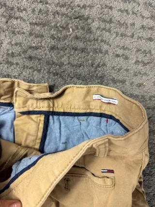 ¡¡OFERTA! Talla M Pantalones Tommy Hilfiger Marrón