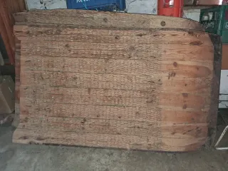 Trillos antiguos de madera