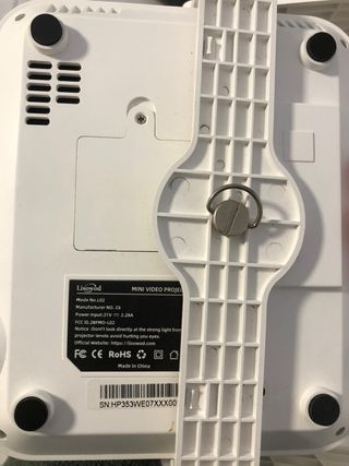 Proyector full HD 1080p con pantalla 120" y mando