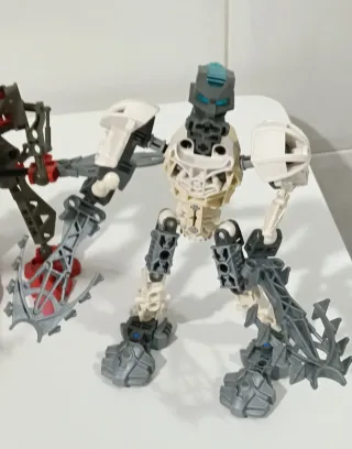 Muñecos articulables Bionicle