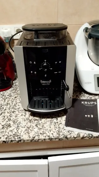 Cafetera Krups Quattro Force