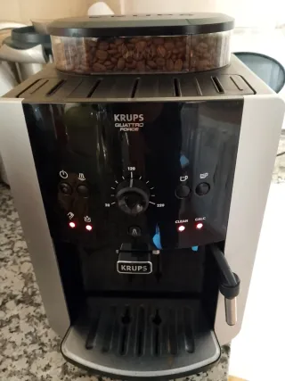 Cafetera Krups Quattro Force